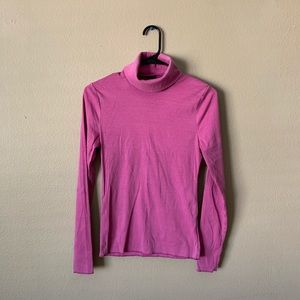 Wild Fable Hot Pink Turtleneck Sz M